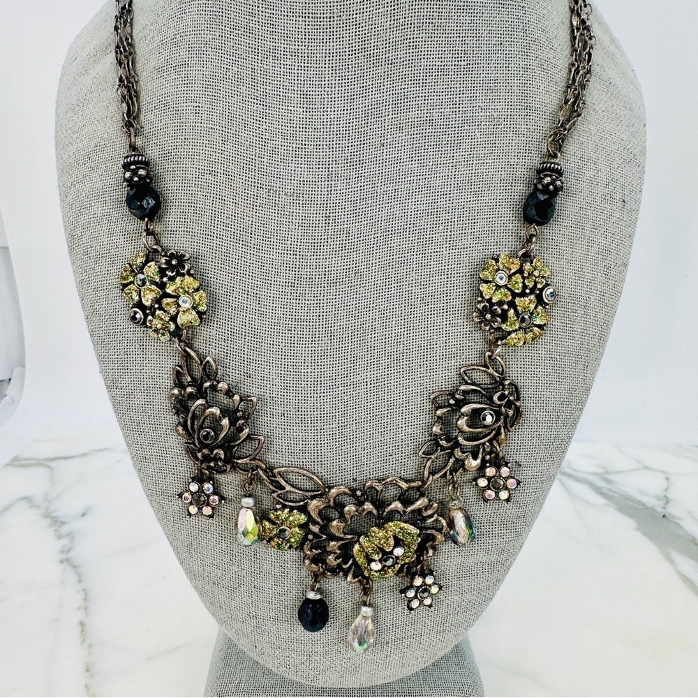 Chico's Signed Romantic Necklace Antiqued Silver AB Dangle Faceted Beads 15 -25”
